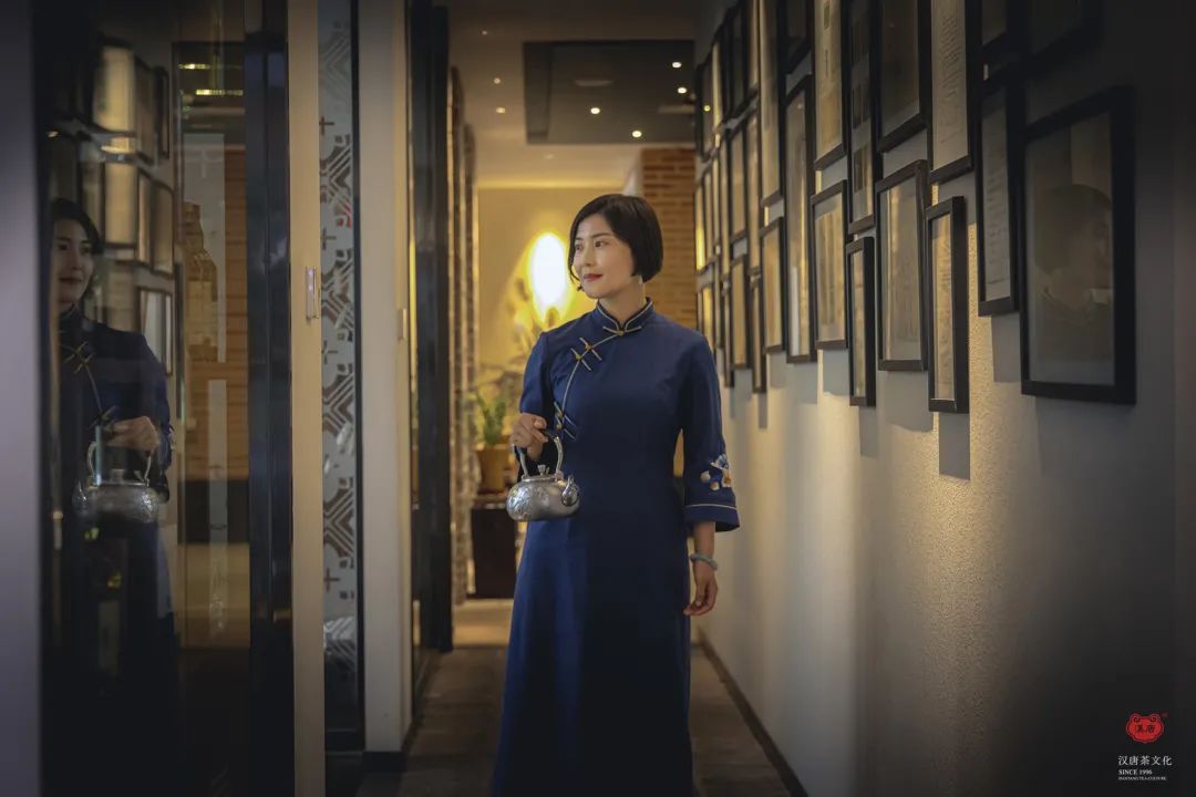 茶品牌體驗(yàn)空間巡禮第八輯 | 和運(yùn)的茶營銷道場插圖1