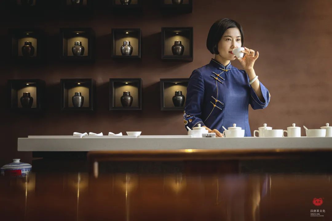 茶品牌體驗(yàn)空間巡禮第八輯 | 和運(yùn)的茶營銷道場插圖3